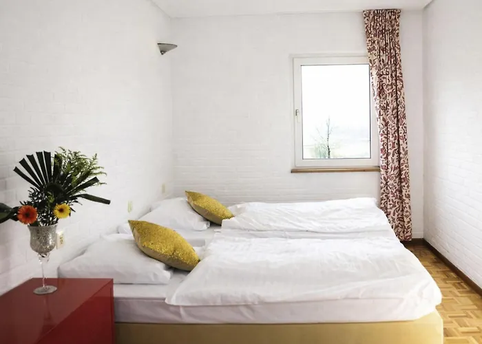 Bungalowpark Landsrade-1 By Interhome Vakantiehuis Gulpen